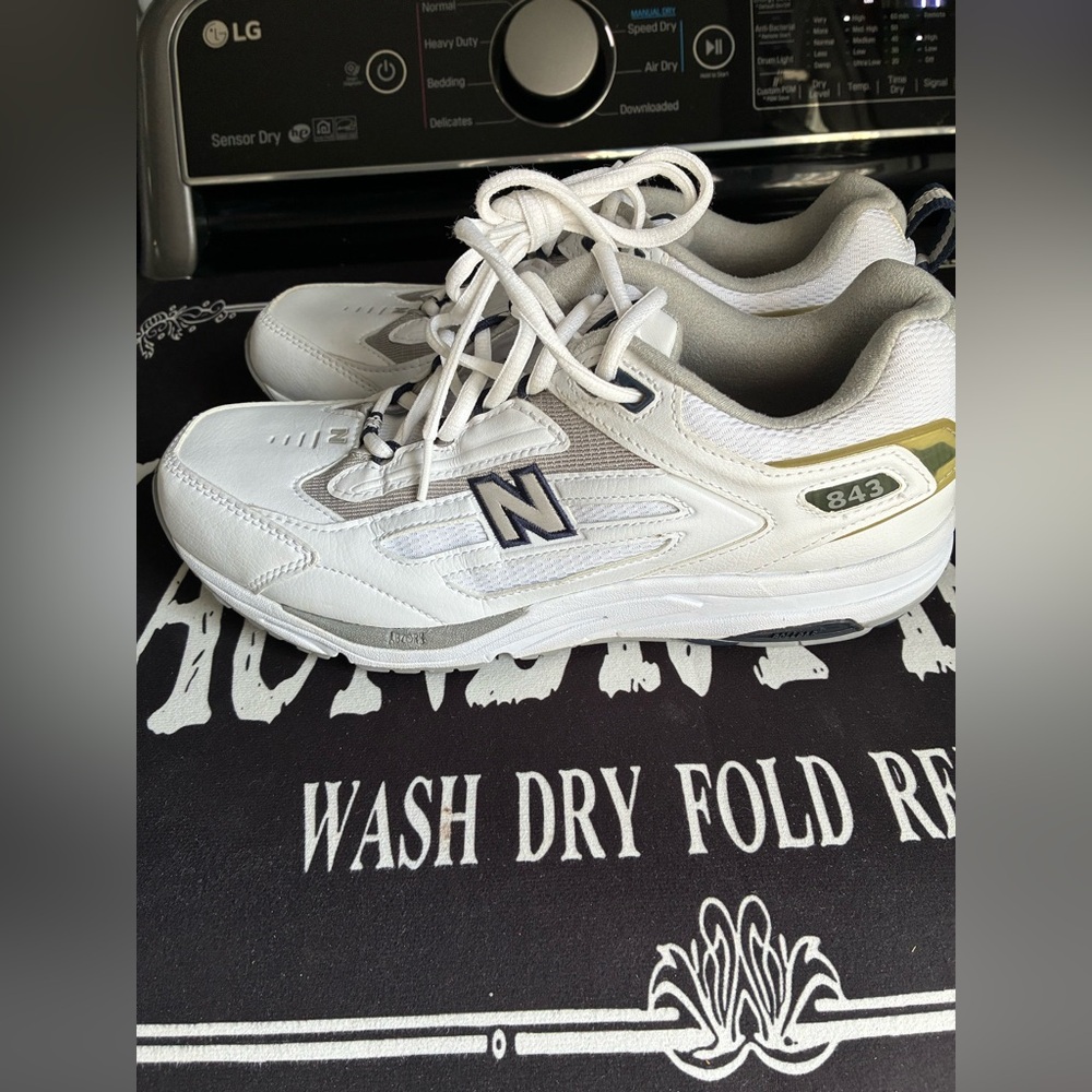 New Balance White and Gray Sneakers with Gold Detail, Size 9D